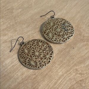 Elegant Gold Floral Earrings